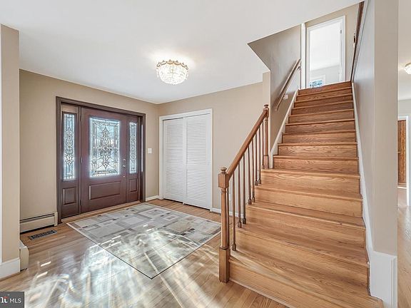 5th image of 6161 Hardy Dr
