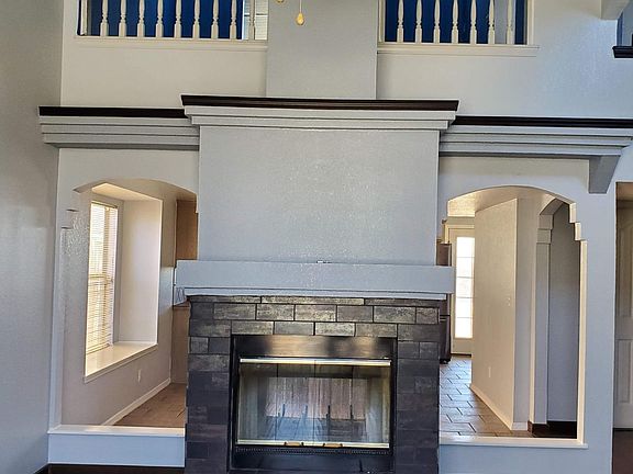 3rd image of 11336 Loma Linda Cir