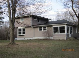 1889 S Badour Rd, Midland, MI 48640