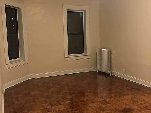 4th image of 144 E 208th St APT 4D