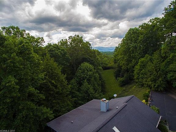2nd image of 999 Cherrywood Ln