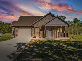 692 County Road 3318, Greenville, TX 75402