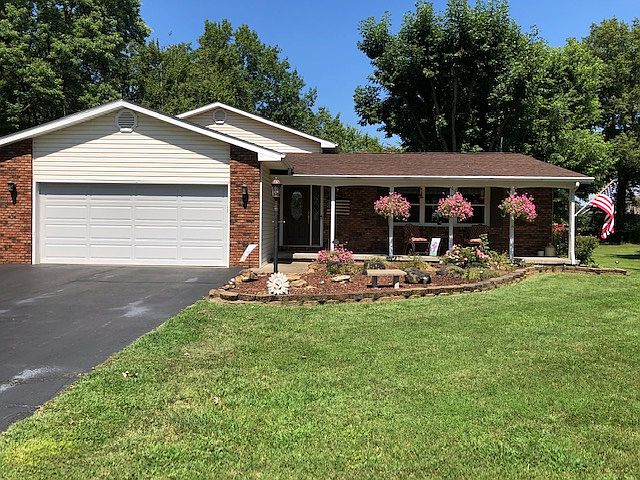 1st image of 1108 Mockingbird Ln