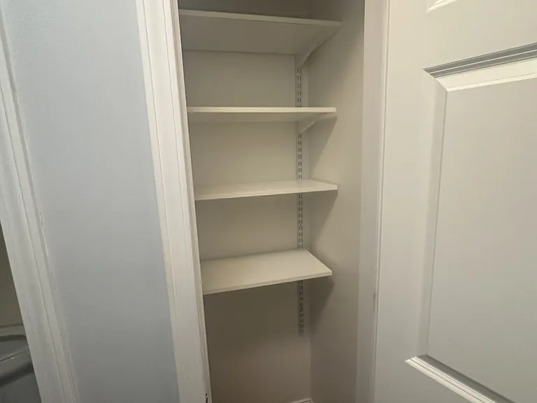 4380 Brookside Ct — Photo 10