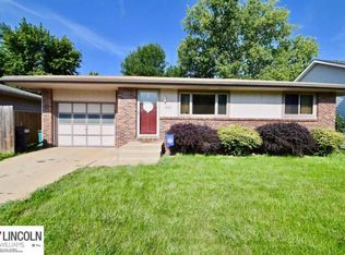 2421 SW 13th St, Lincoln, NE 68522