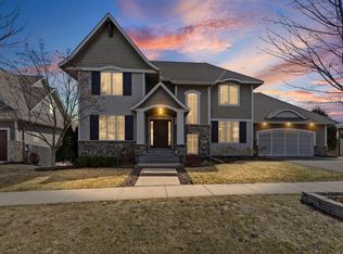 5110 Terraceview Ln N, Plymouth, MN 55446