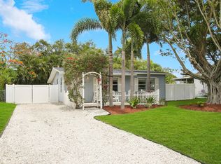 601 N Pennock Lane, Jupiter, FL 33458