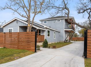 502 W Pecan St, Taylor, TX 76574