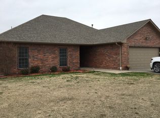 103 Cedar Dr, Davis, OK 73030