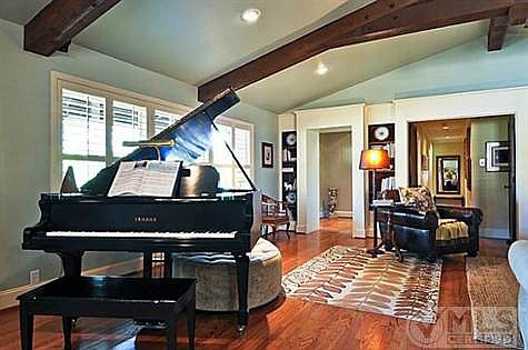 5th image of 1537 Bella Vista Dr