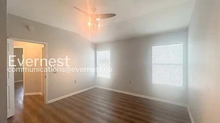 1136 Emmitt Run — Photo 10