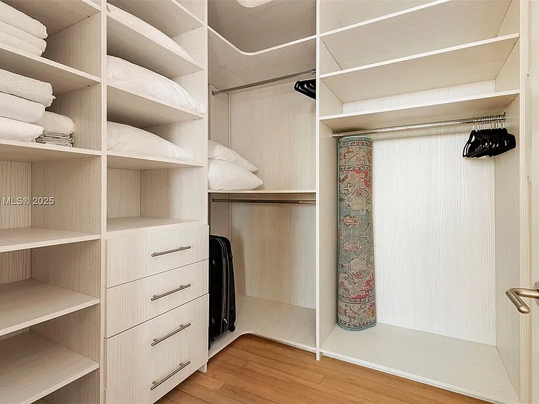 2901 Collins Ave #1403 — Photo 15