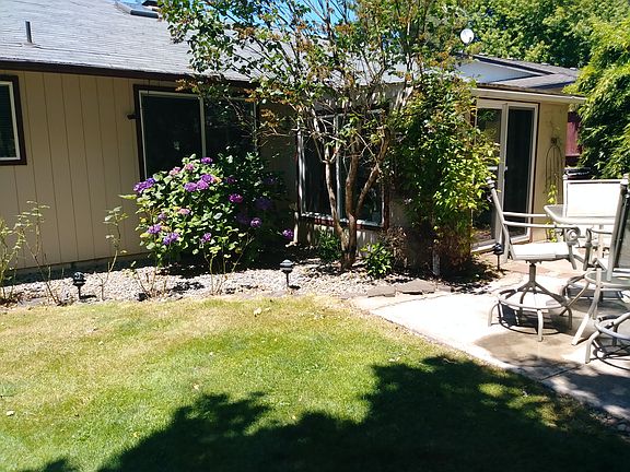 4th image of 8103 NE 30th Ave
