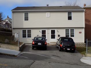 141 Manchester St, Fall River, MA 02721