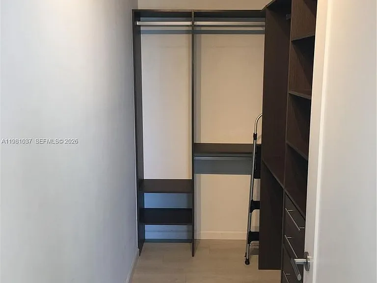 601 NE 27th St #1906 — Photo 11