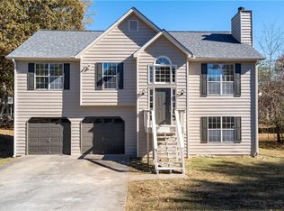 5068 Furlong Way, Powder Springs, GA 30127