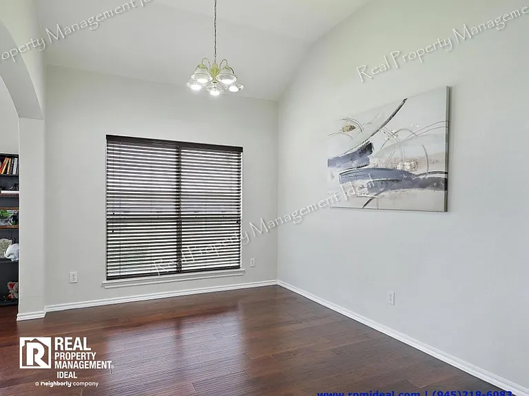 4207 Osborn Rd — Photo 5
