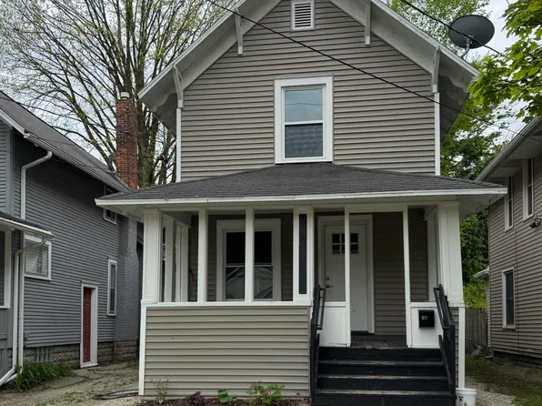 917 W Shiawassee St, Lansing, MI 48915