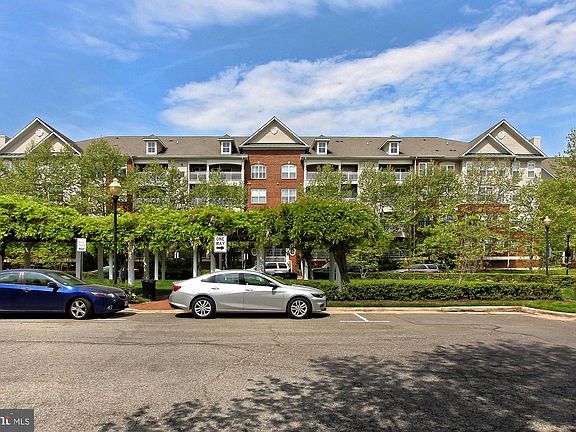 3rd image of 5112 Donovan Dr APT 110