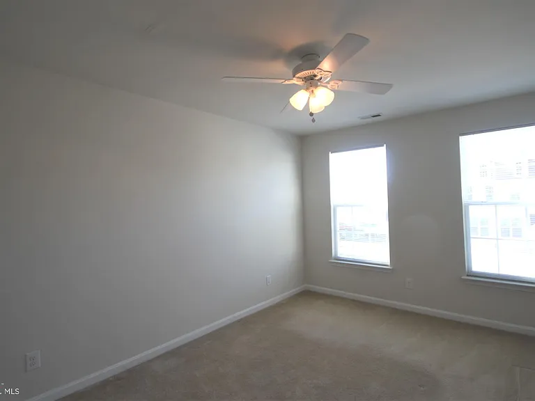 515 Ellison Dr — Photo 20
