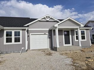624 Harvest Ln, Hartford, WI 53027