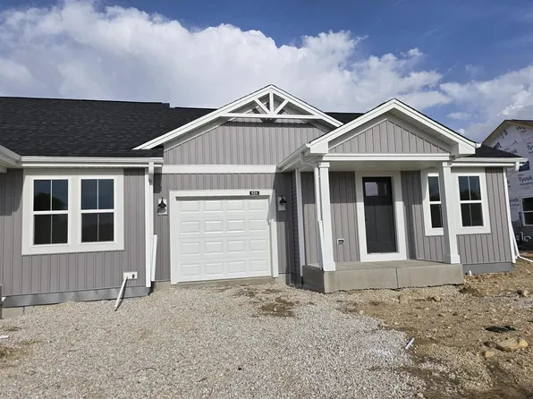 624 Harvest LANE, Hartford, WI 53027