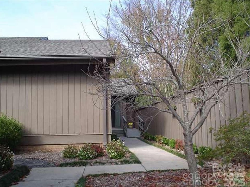 1st image of 5100 Dunes Ct