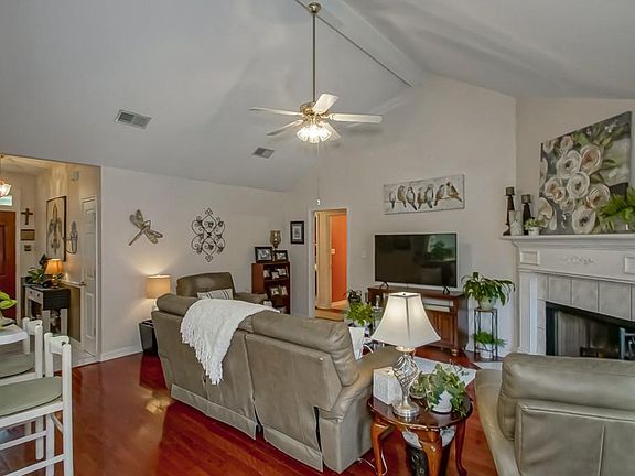 5th image of 3 Woodlawn Dr