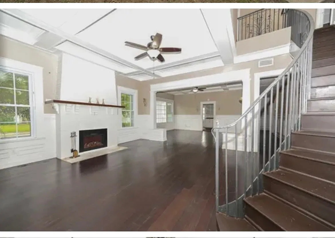 5 bed, 2.5 bath, 2900 sqft, $2,500 — Photo 3