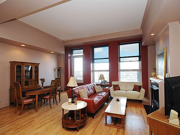 3rd image of 165 N Canal St APT 1406