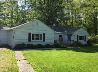 7469 Fitch Rd, Olmsted Township, OH 44138