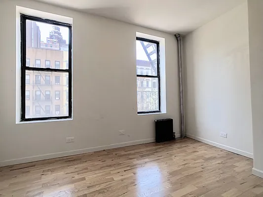Rented by Sovereign Associates | media 9