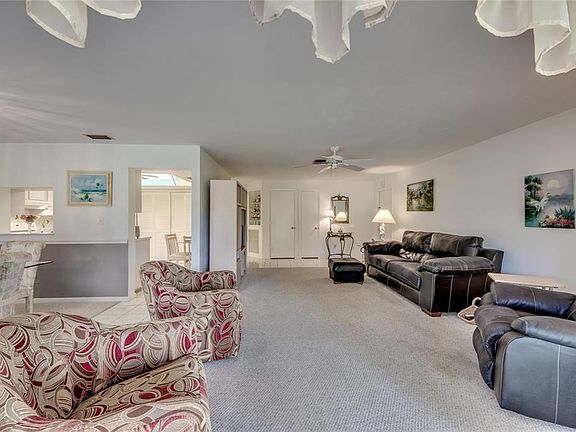 4th image of 1697 Golf Club Dr APT 6