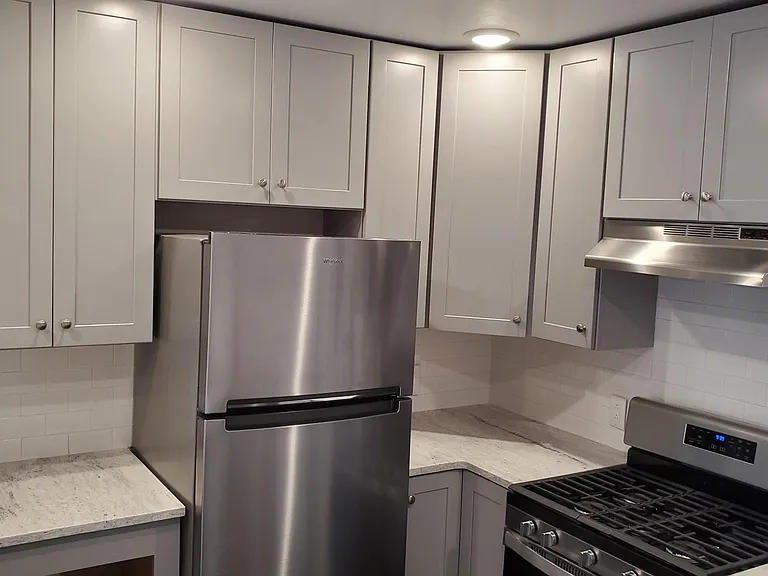 315 Monroe St #3 — Photo 4