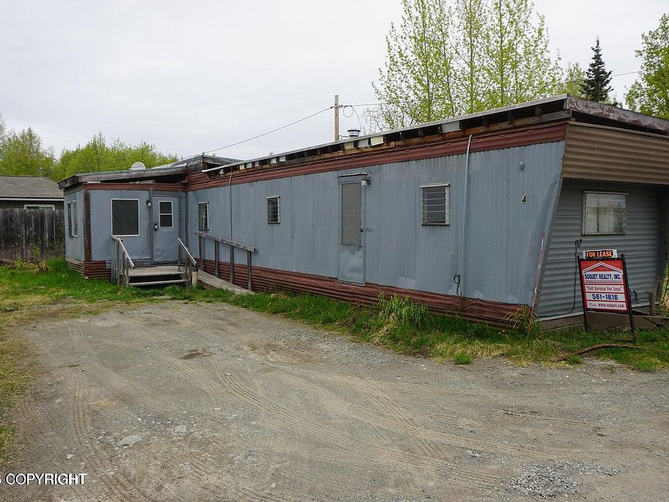 1st image of 2605 E 50th Ave #4