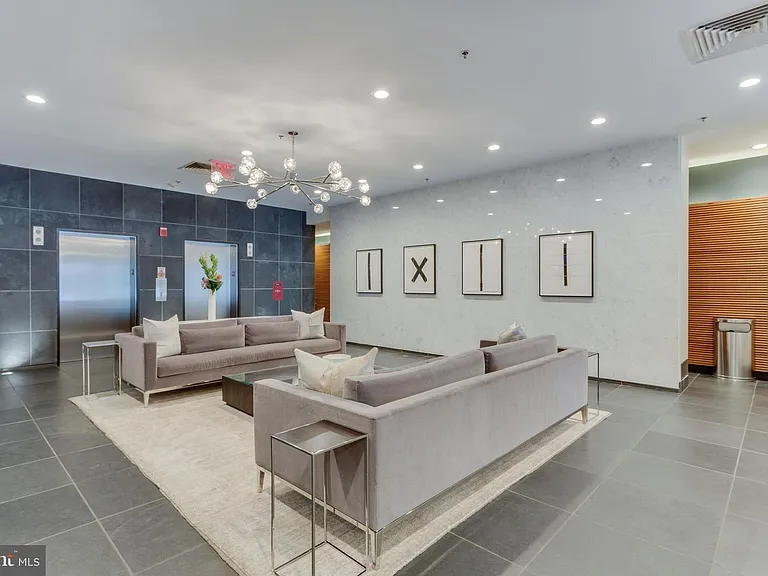 1000 New Jersey Ave SE #1214 — Photo 11