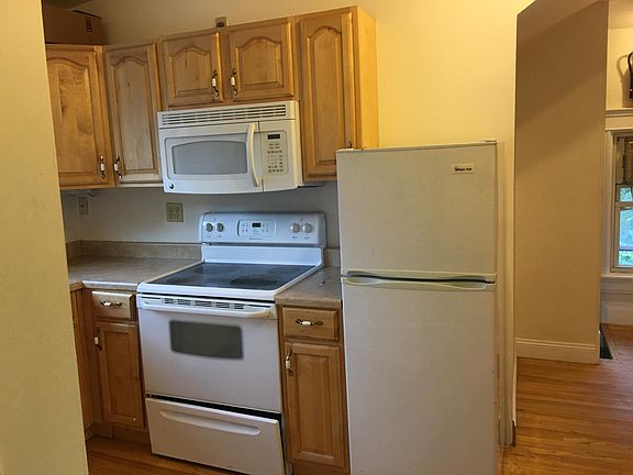 2nd image of 644 Delta Ave APT 3