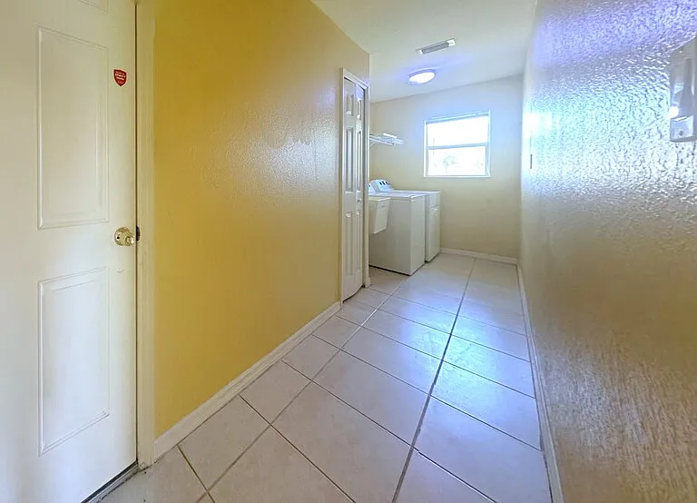 95 White Marsh Ln — Photo 22