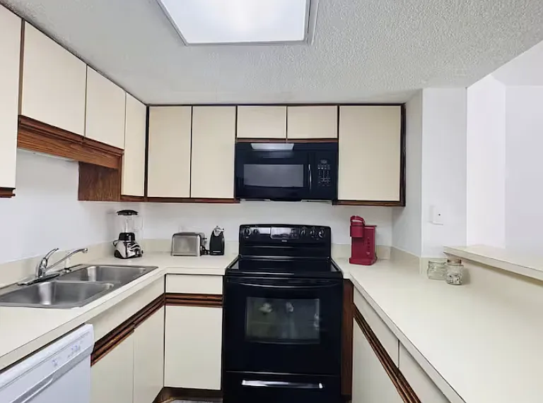 5511 N Ocean Blvd #206 — Photo 14