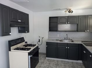 518 Essex West Dr, Las Vegas, NV 89107