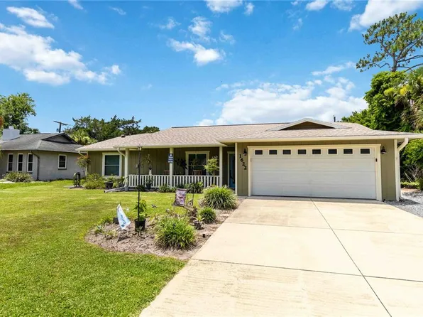 1622 Travelers Palm Dr, Edgewater, FL 32132