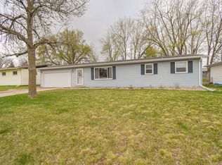 217 N Needles Dr, Brandon, SD 57005