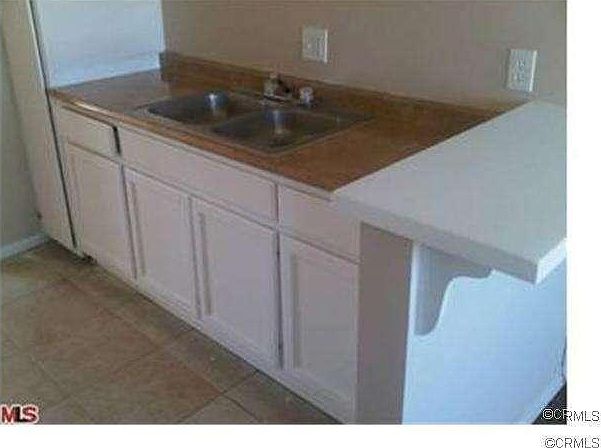 2nd image of 545 W 91st St APT 2