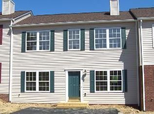 1015 NW Oak Tree Blvd, Christiansburg, VA 24073