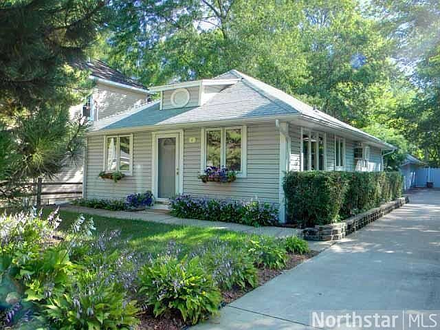 1st image of 147 Wildhurst Rd