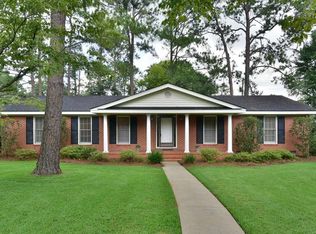 1922 Robinhood Rd, Albany, GA 31707