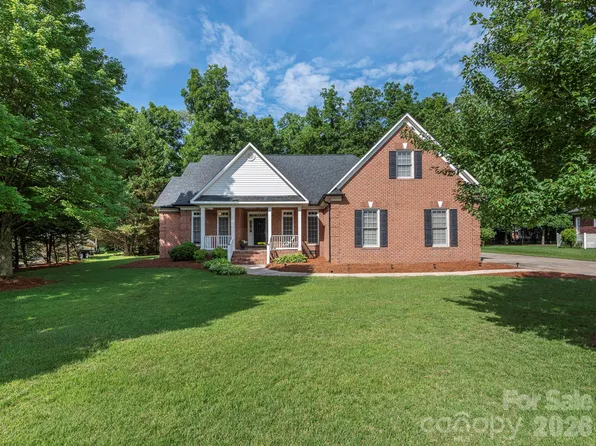 3672 Charolais Ln, Harrisburg, NC 28075