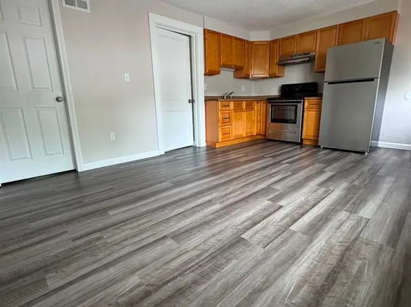 Dairy Road Apartments, 15 Dairy Rd #6, Lancaster, MA 01523