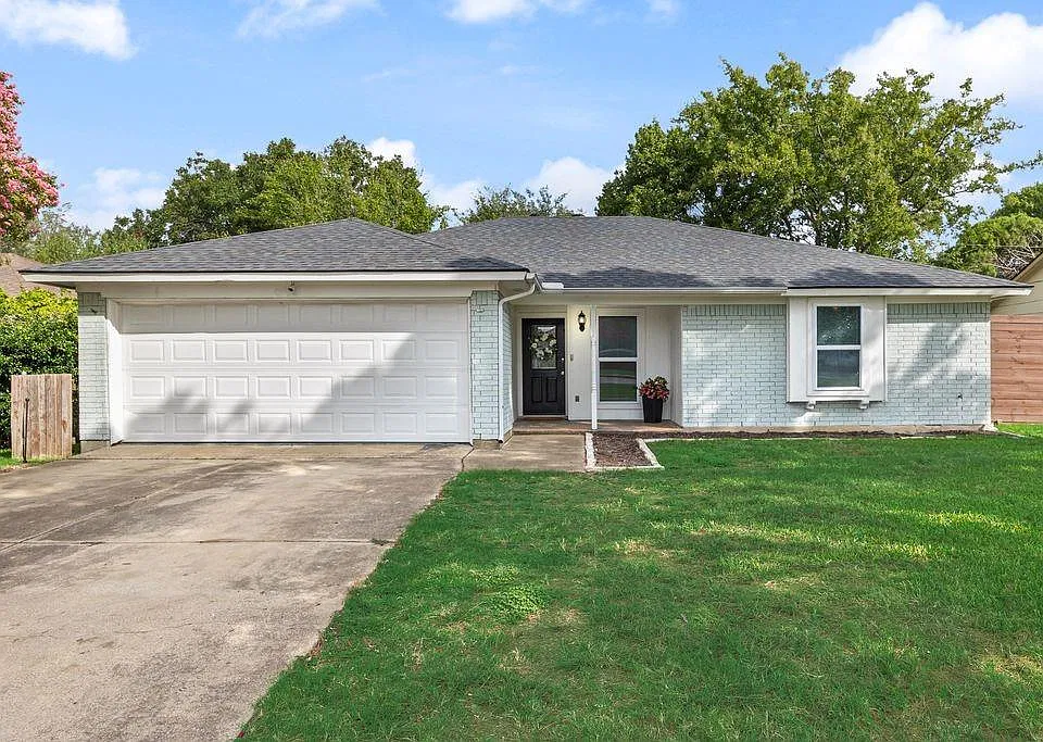 8217 O'Brian Way