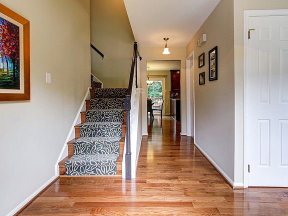 2nd image of 1119 Halesworth Dr